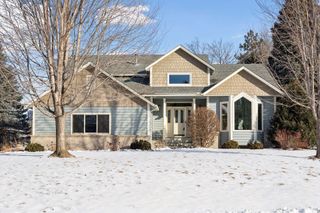 1507 Arden Vista Court, Arden Hills, MN 55112