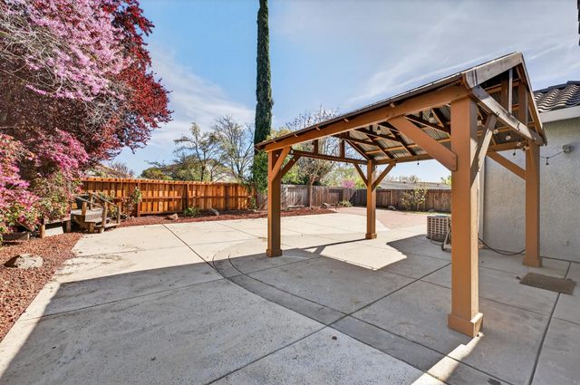 392 Creach Ct, Folsom, CA 95630