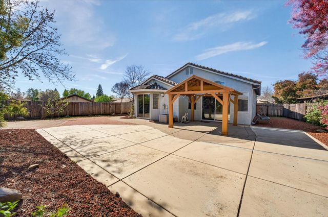 392 Creach Ct, Folsom, CA 95630