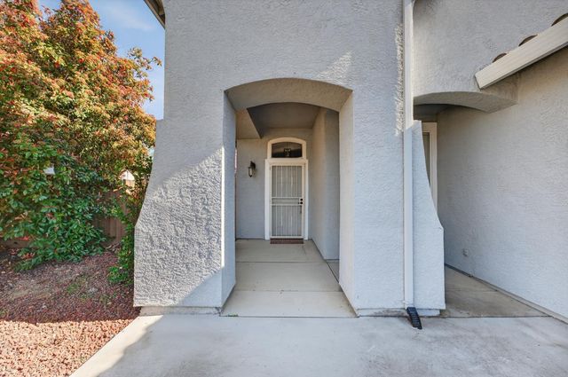 392 Creach Ct, Folsom, CA 95630