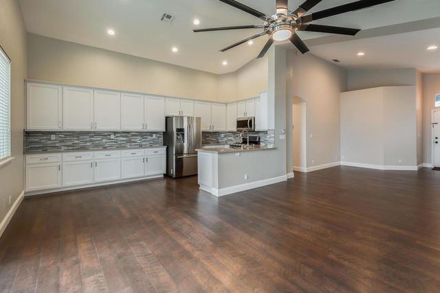 392 Creach Ct, Folsom, CA 95630