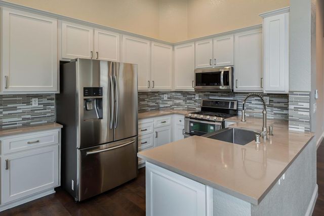 392 Creach Ct, Folsom, CA 95630