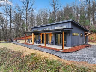 88 Dale Valley Circle, Ellijay, GA 30540