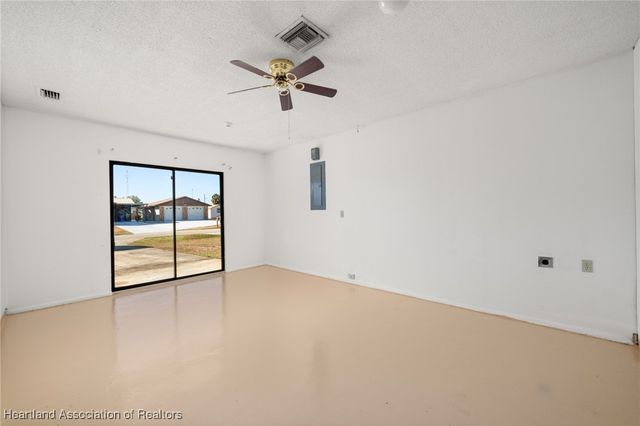 4432 Sebring Avenue, Sebring, FL 33875