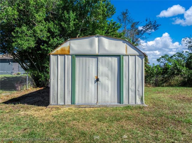 4432 Sebring Avenue, Sebring, FL 33875