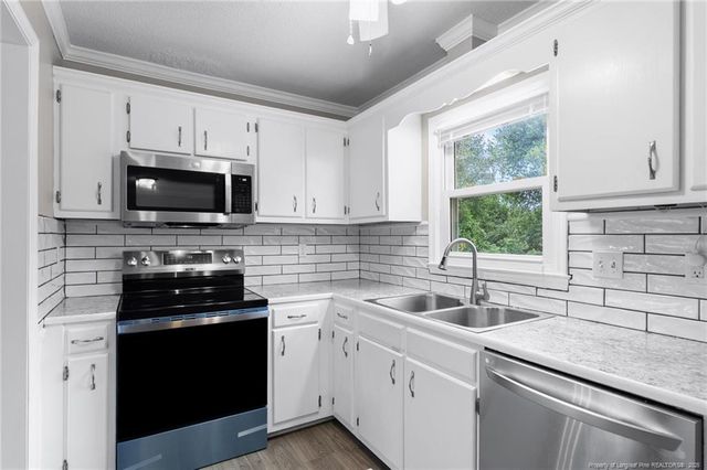 5889 Hunting Ridge Road, Hope Mills, NC 28348
