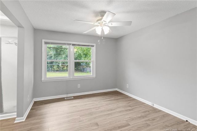 5889 Hunting Ridge Road, Hope Mills, NC 28348