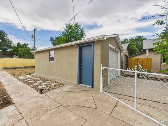 1012 E Abriendo Ave, Pueblo, CO 81004