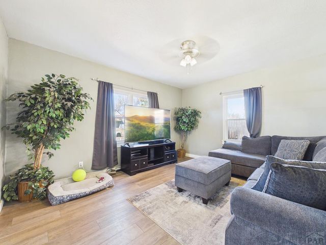 1012 E Abriendo Ave, Pueblo, CO 81004