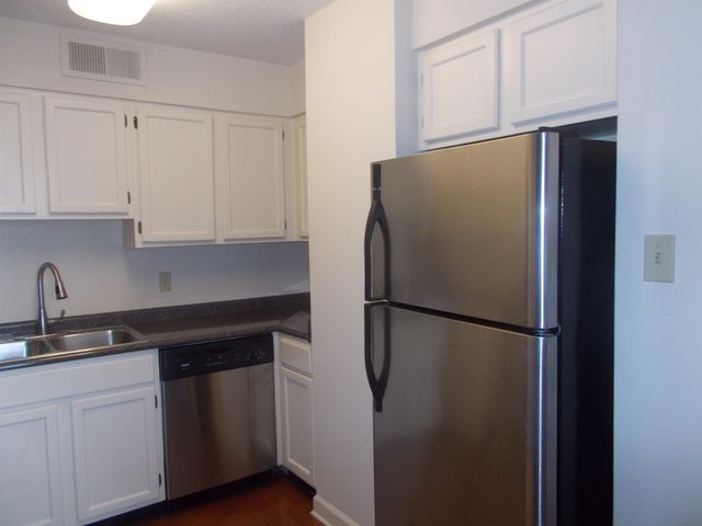 109 N Main St Apt 1207, Memphis, TN 38103