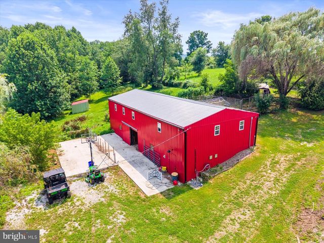1025 GEBHART RD, Windsor, PA 17366