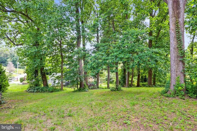 1025 GEBHART RD, Windsor, PA 17366