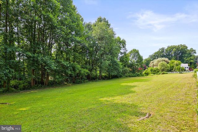 1025 GEBHART RD, Windsor, PA 17366