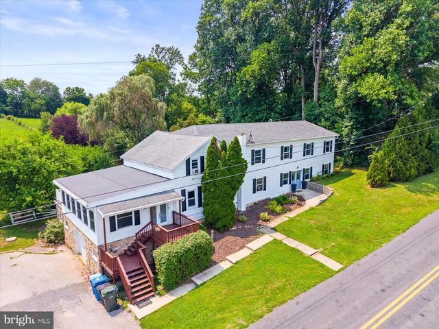 1025 GEBHART RD, Windsor, PA 17366