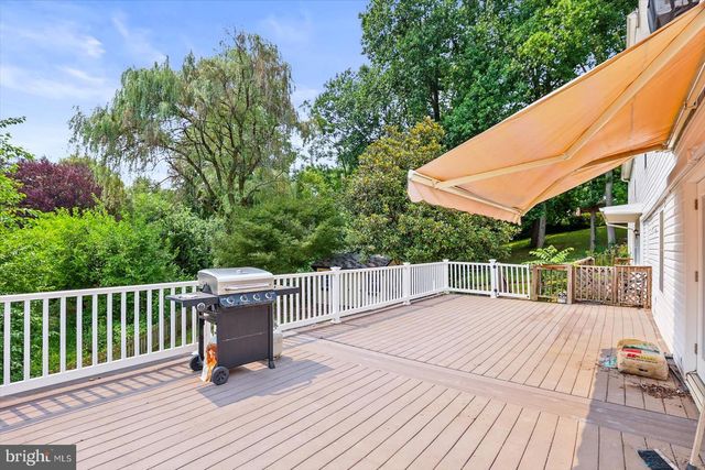 1025 GEBHART RD, Windsor, PA 17366