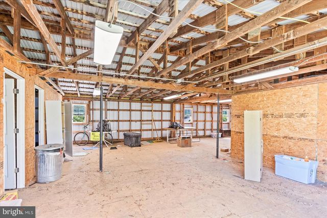 1025 GEBHART RD, Windsor, PA 17366