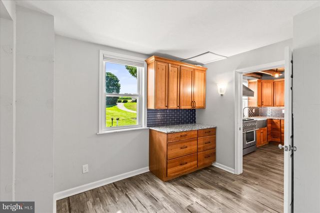 1025 GEBHART RD, Windsor, PA 17366