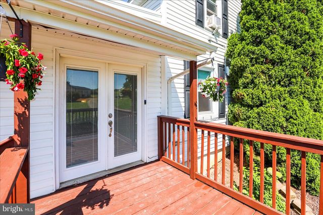 1025 GEBHART RD, Windsor, PA 17366