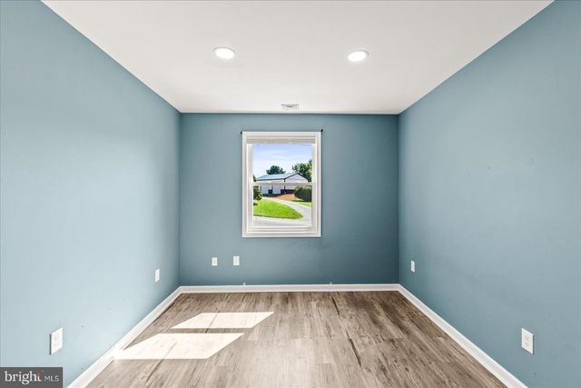 1025 GEBHART RD, Windsor, PA 17366