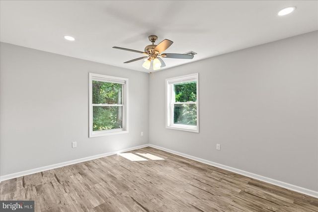 1025 GEBHART RD, Windsor, PA 17366