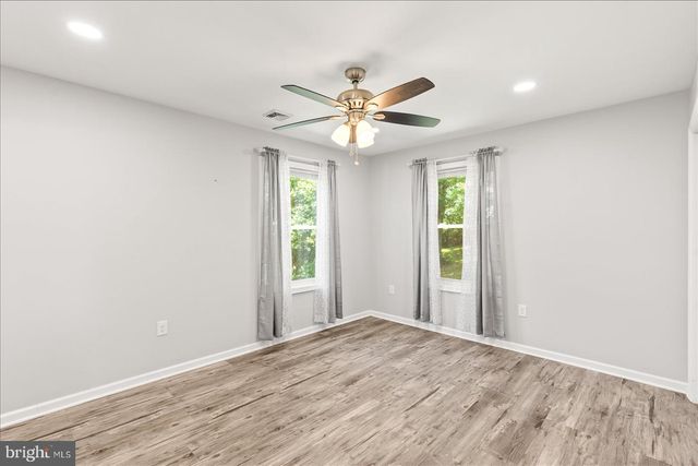 1025 GEBHART RD, Windsor, PA 17366