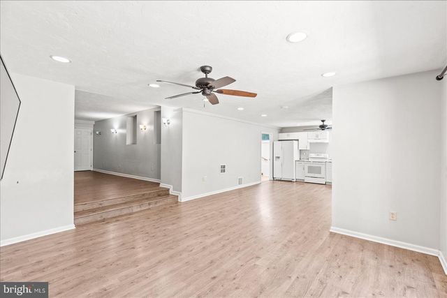 1025 GEBHART RD, Windsor, PA 17366