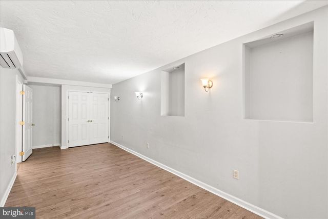1025 GEBHART RD, Windsor, PA 17366
