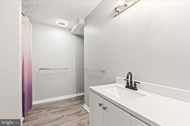 1025 GEBHART RD, Windsor, PA 17366