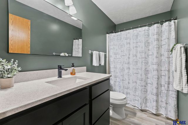 455 Graham Park Drive, Seward, NE 68434