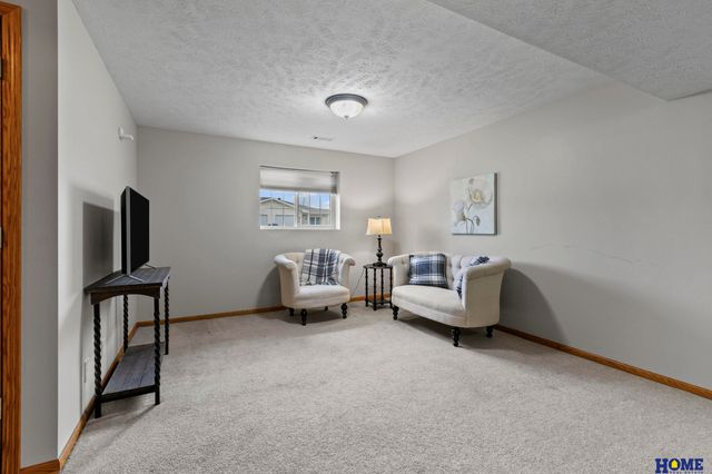 455 Graham Park Drive, Seward, NE 68434