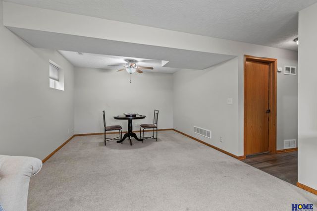 455 Graham Park Drive, Seward, NE 68434