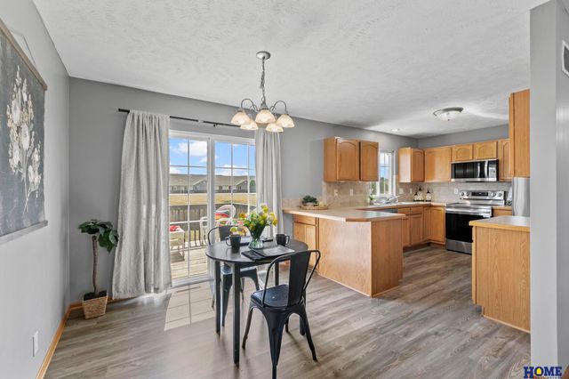 455 Graham Park Drive, Seward, NE 68434