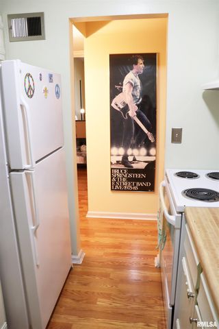 2601 W Willowlake Dr Apt 19, Peoria, IL 61614