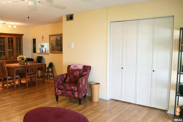 2601 W Willowlake Dr Apt 19, Peoria, IL 61614