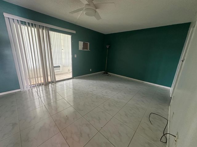 81 Farnham D 81, Deerfield Beach, FL 33442