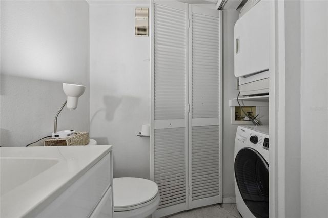 7300 SUN ISLAND DRIVE S 1602, South Pasadena, FL 33707