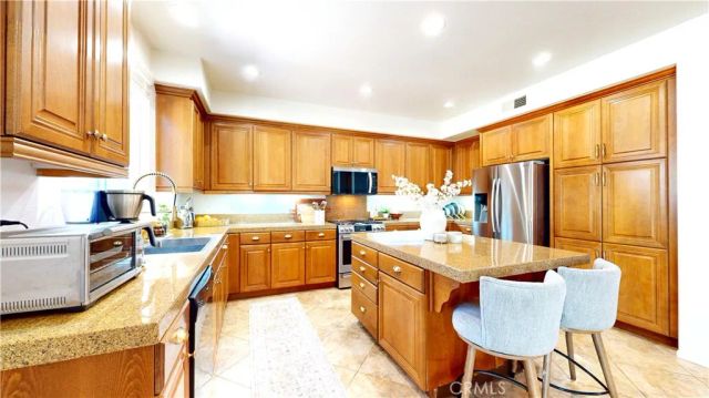 1279 Longbranch Road, San Jacinto, CA 92582
