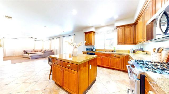 1279 Longbranch Road, San Jacinto, CA 92582