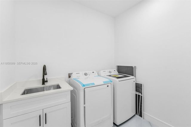 1523 NE 19 Ave, Cape Coral, FL 33909