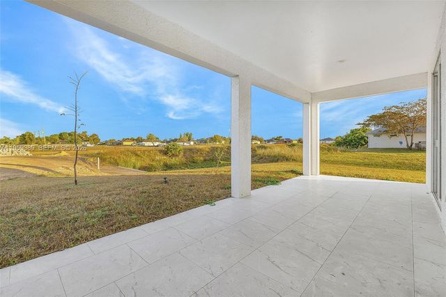 1523 NE 19 Ave, Cape Coral, FL 33909