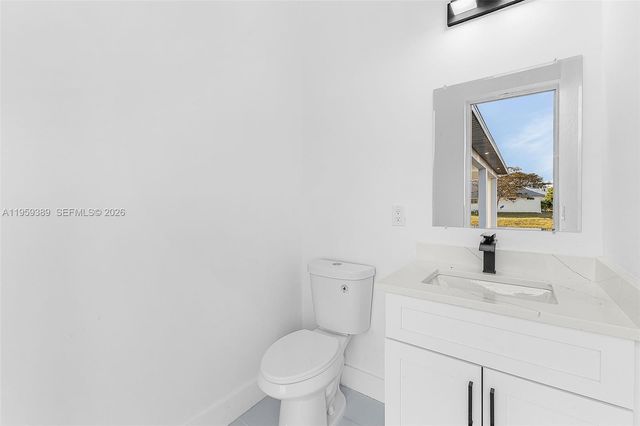 1523 NE 19 Ave, Cape Coral, FL 33909