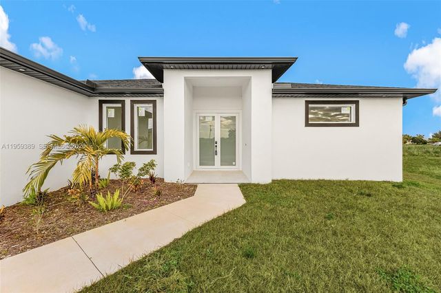 1523 NE 19 Ave, Cape Coral, FL 33909