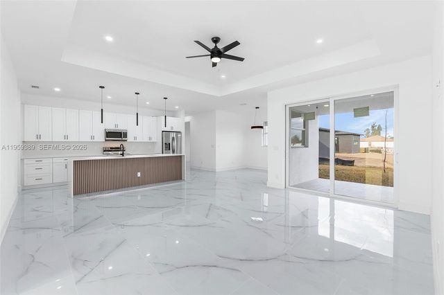 1523 NE 19 Ave, Cape Coral, FL 33909