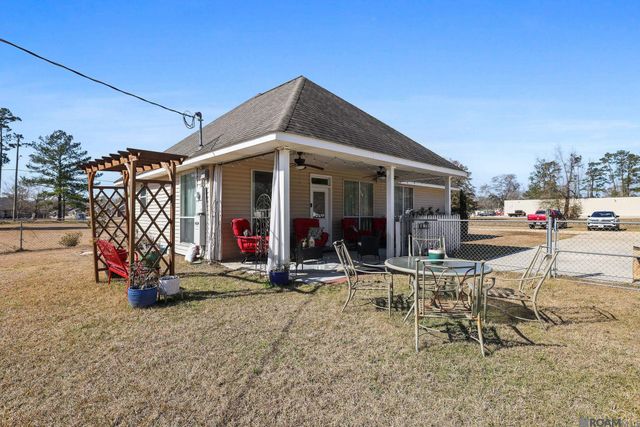 42238 Pumpkin Center Rd, Hammond, LA 70401