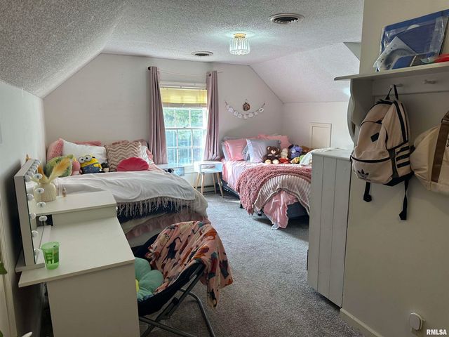 1307 CHARLES Street, Carterville, IL 62918