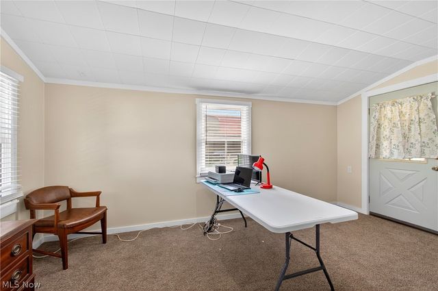 2480 Deerford Avenue SW, Massillon, OH 44647