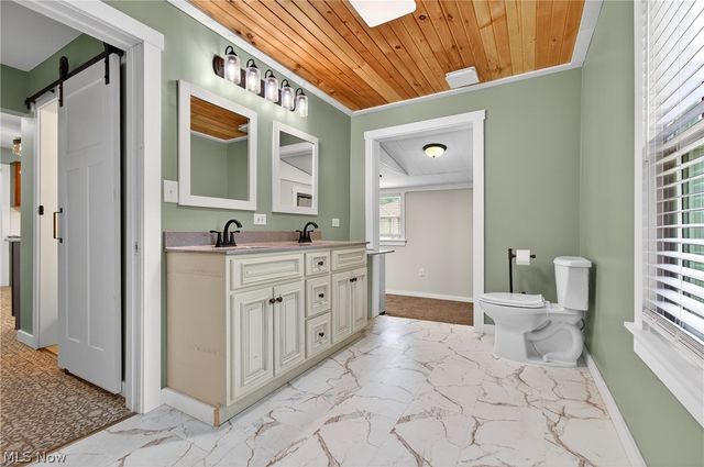 2480 Deerford Avenue SW, Massillon, OH 44647
