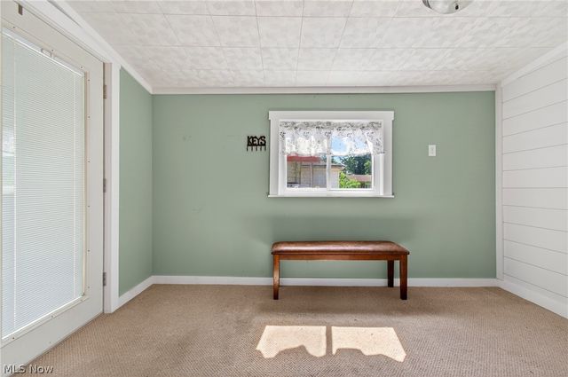 2480 Deerford Avenue SW, Massillon, OH 44647