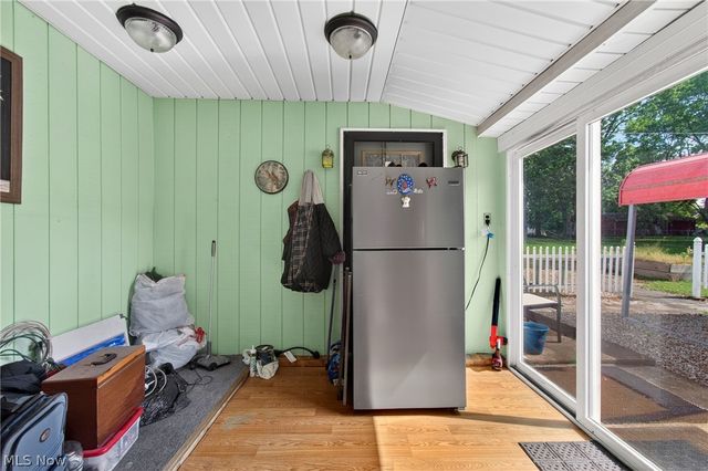 2480 Deerford Avenue SW, Massillon, OH 44647