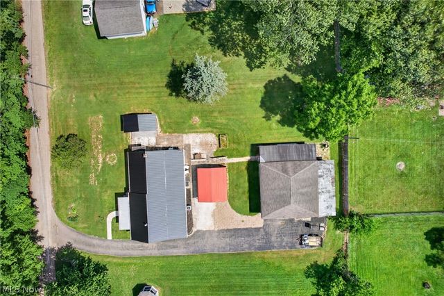 2480 Deerford Avenue SW, Massillon, OH 44647
